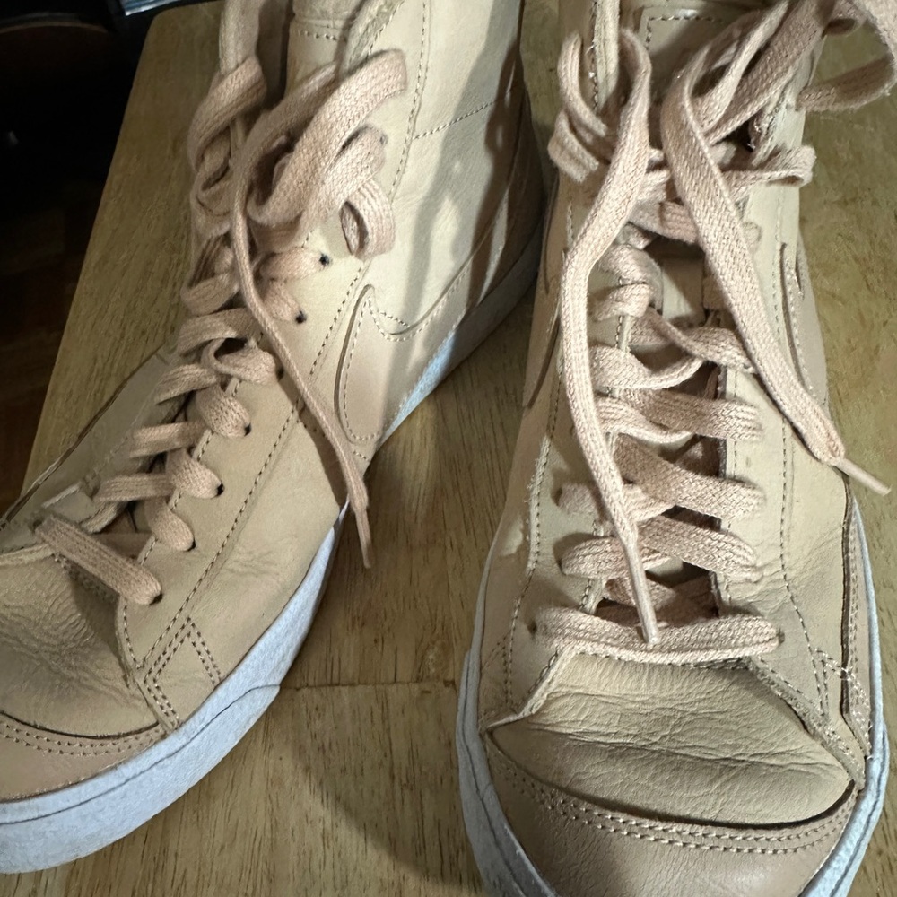 Women’s Size 9.5 - Nike Blazer Mid 77 Premium Vachetta Tan 2022